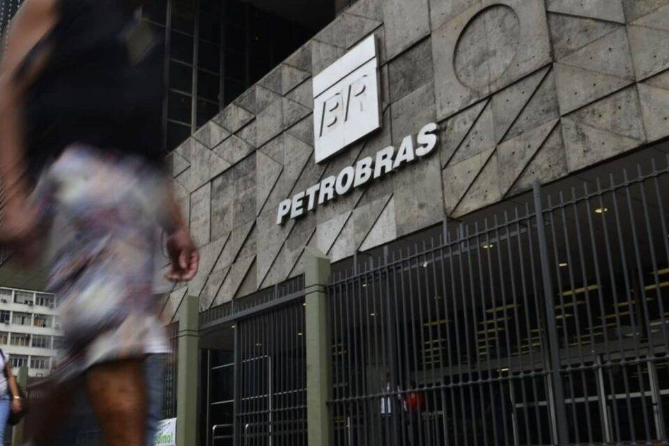 Equipamento de extração de petróleo Equipamento de extração de petróleo